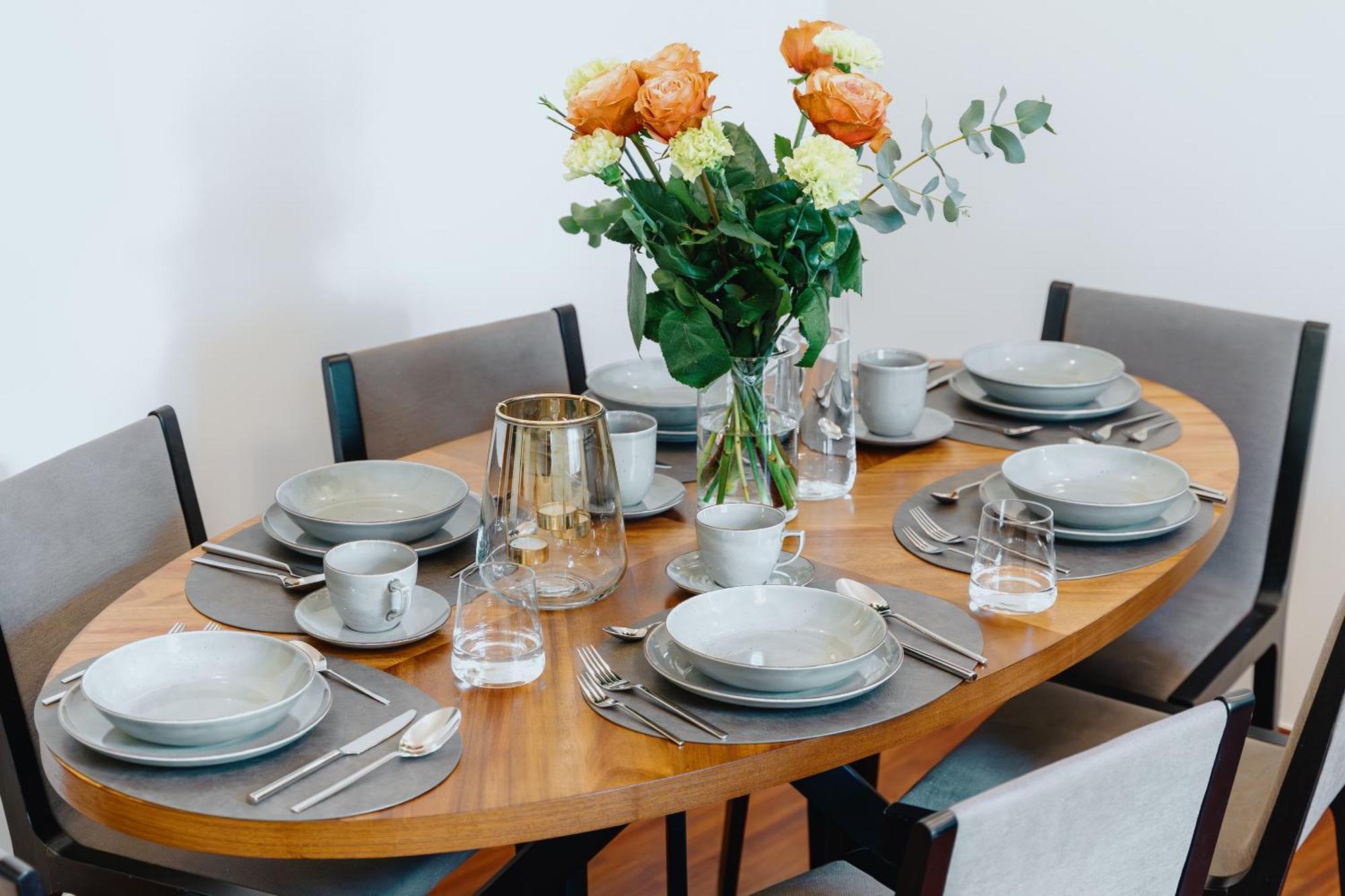 Tarlowska - Free Parking - Near Castle, Main Square & River - 3 Bedroom, Loggia, 2xtv 4k Apartment
