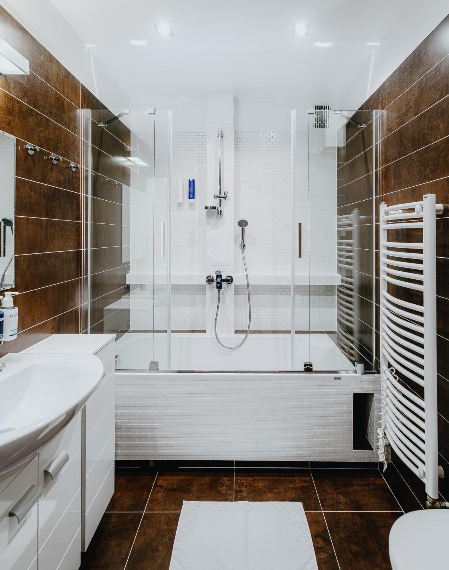 Tarlowska - Free Parking - Near Castle, Main Square & River - 3 Bedroom, Loggia, 2xtv 4k Krakau